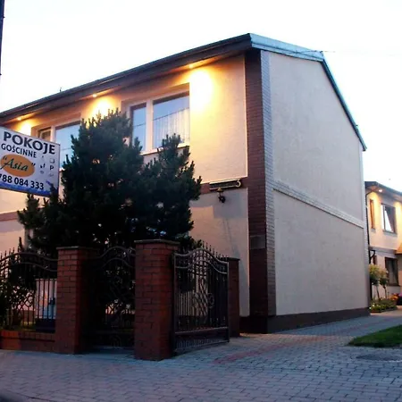 Pokoje Goscinne Asia Leba Exterior foto